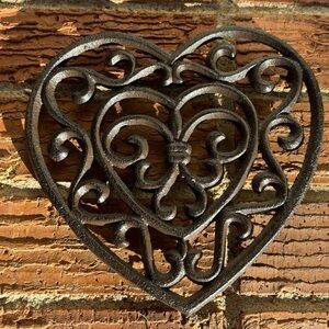 Vintage Scrolled Cast Iron Filigree Heart Shaped Trivet For Hot Dishes & Pots